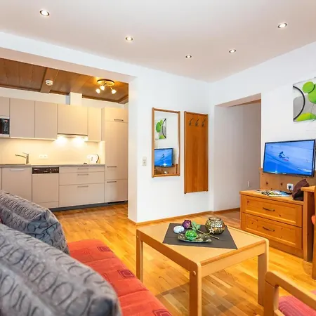 Landhaus Buchner Apartment Zell am See