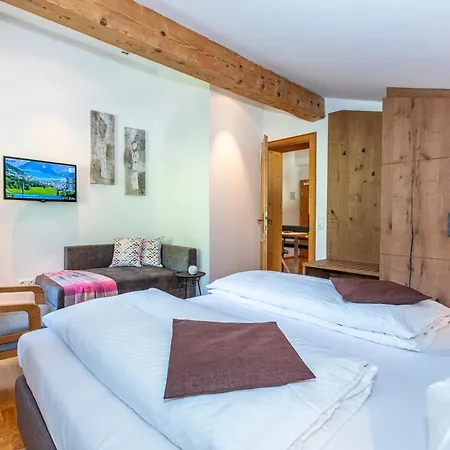 Landhaus Buchner * Zell am See