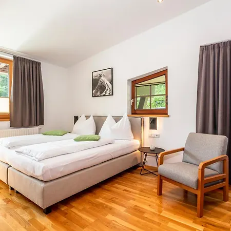 Landhaus Buchner * Zell am See