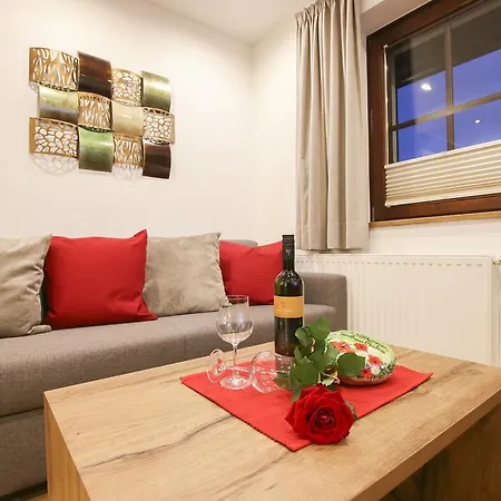 Apartment Landhaus Buchner Zell am See